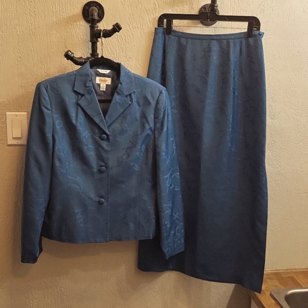 Vintage Talbots 100% Pure Silk Tone on Tone 2 Piece Suit
